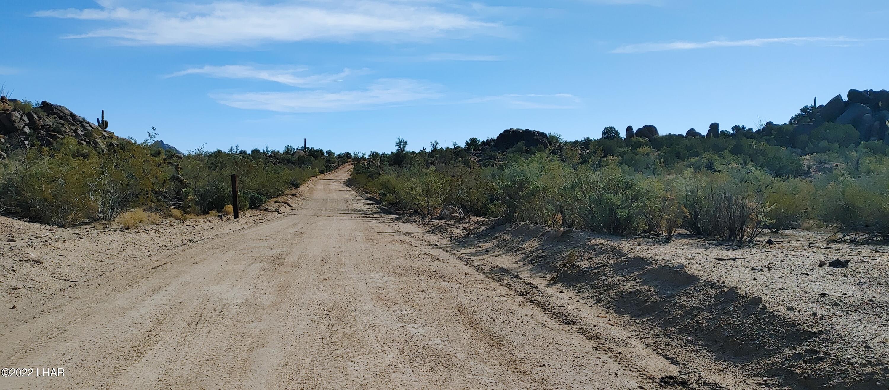 3611 South La Cienega Ranch Road Yucca, AZ 86438 - Photo 49 of 75 1127221352e