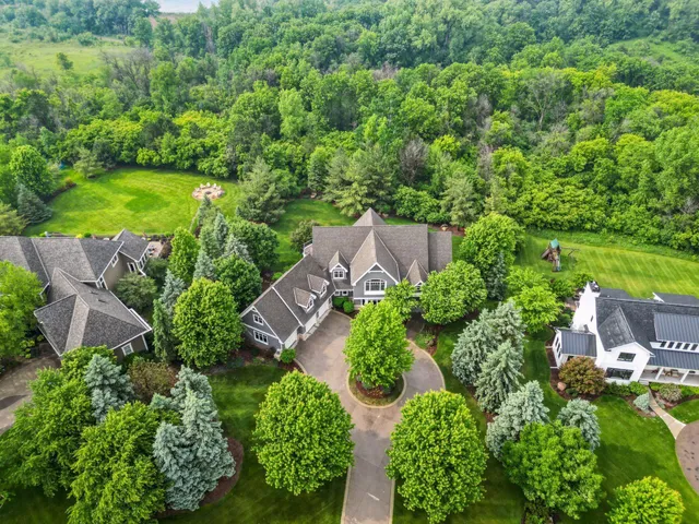 $1,695,000 | 9726 Whistling Valley Road, Lake Elmo, MN 55042