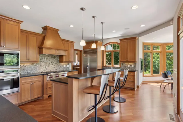$1,695,000 | 9726 Whistling Valley Road, Lake Elmo, MN 55042