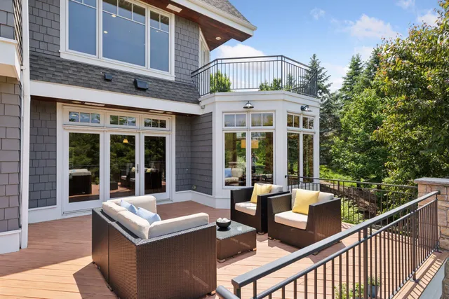 $1,695,000 | 9726 Whistling Valley Road, Lake Elmo, MN 55042