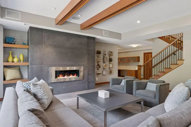 $1,695,000 | 9726 Whistling Valley Road, Lake Elmo, MN 55042