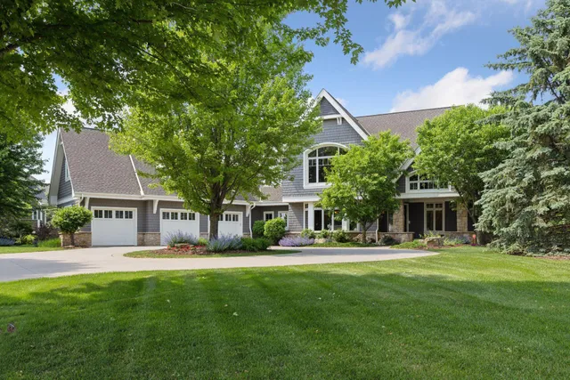 $1,695,000 | 9726 Whistling Valley Road, Lake Elmo, MN 55042