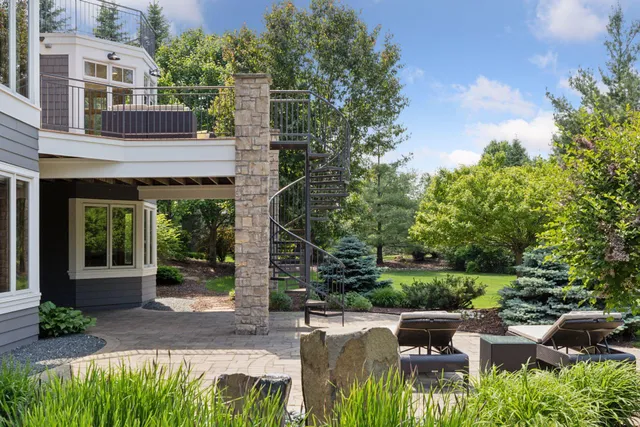 $1,695,000 | 9726 Whistling Valley Road, Lake Elmo, MN 55042