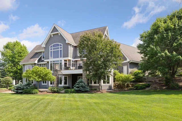 $1,695,000 | 9726 Whistling Valley Road, Lake Elmo, MN 55042