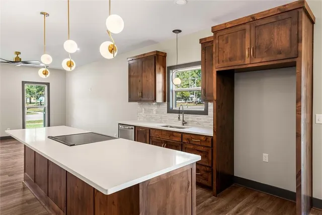 $274,900 | 708 North Main Street, Urich, MO 64788