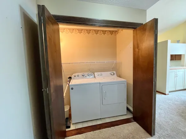 $299,900 | 6515 Brook Trail, Lansing, MI 48917