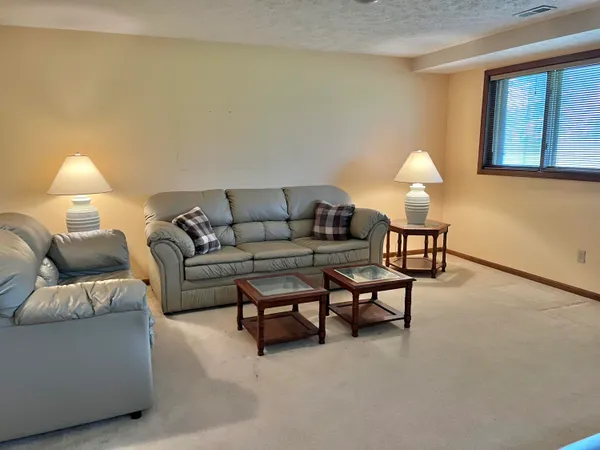 $299,900 | 6515 Brook Trail, Lansing, MI 48917