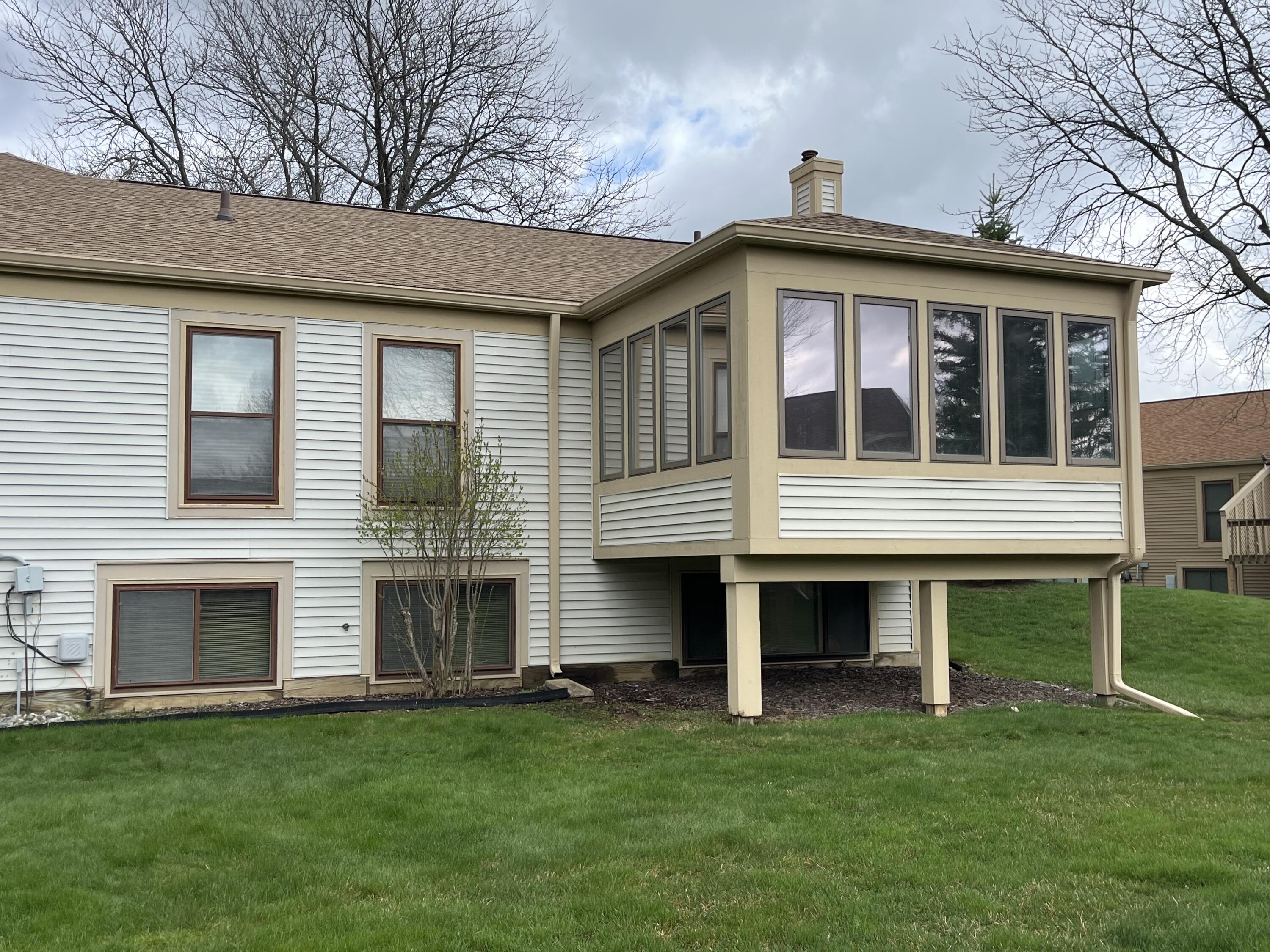 6515 Brook Trail Lansing, MI 48917 - Photo 24 of 24 IMG_2566