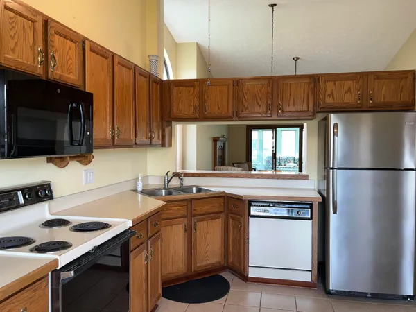 $299,900 | 6515 Brook Trail, Lansing, MI 48917