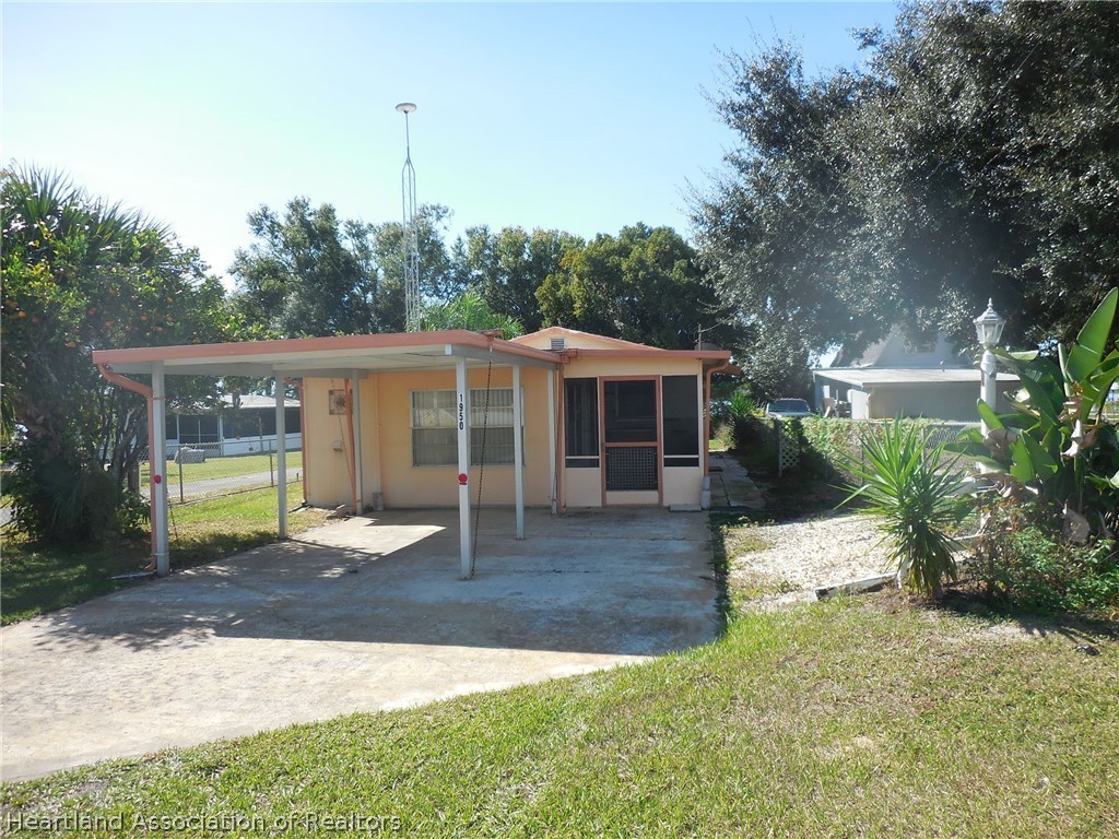 1950 Shore Road Avon Park, FL 33825 - Photo 3 of 35 Gallery Image 3