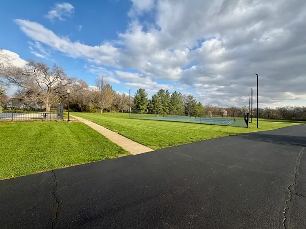 $69,900 | 35 Oak Creek Drive, Yorkville, IL 60560