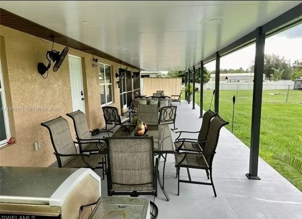 $2,100 | 1816 Tomaso Avenue, Lehigh Acres, FL 33972