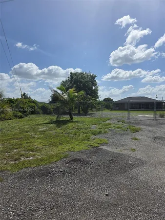 $2,100 | 1816 Tomaso Avenue, Lehigh Acres, FL 33972