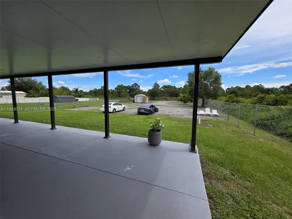 $2,100 | 1816 Tomaso Avenue, Lehigh Acres, FL 33972