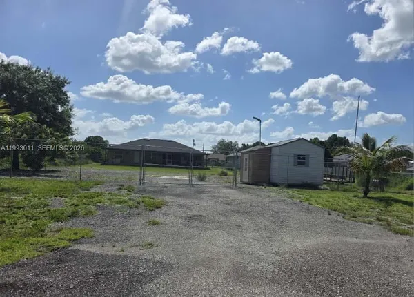 $2,100 | 1816 Tomaso Avenue, Lehigh Acres, FL 33972