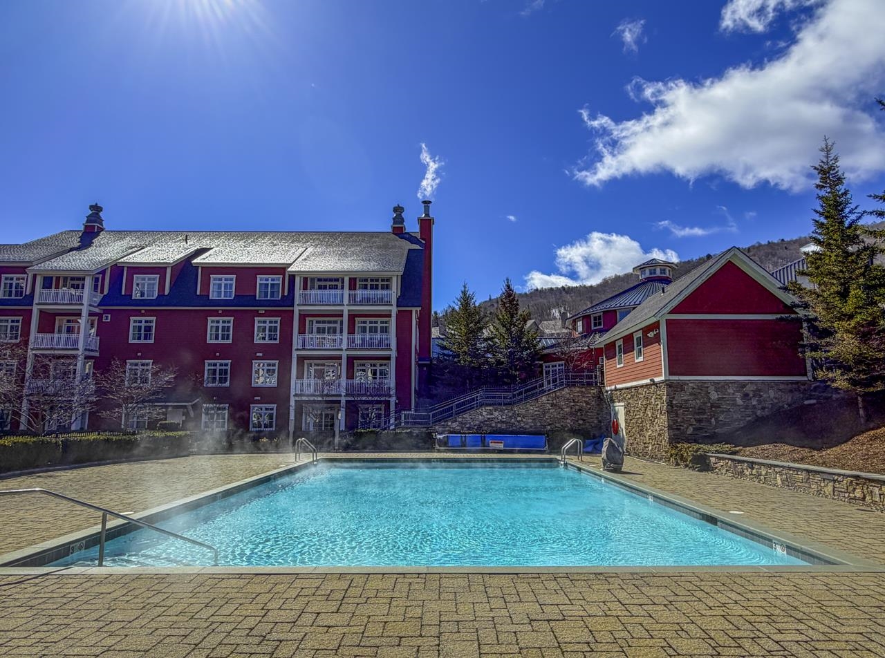 102 Forest Drive, Unit 407 (LOCKOUT 405) INTERVAL IV Warren, VT 05674 - Photo 11 of 60