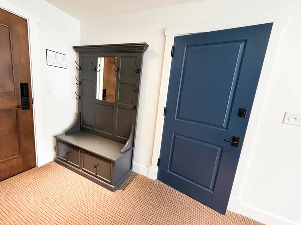 $225,000 | 102 Forest Drive, Unit 407 (LOCKOUT 405) INTERVAL IV, Warren, VT 05674