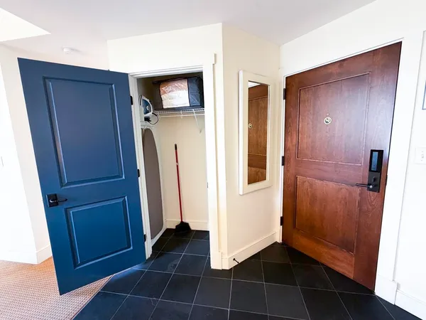 $225,000 | 102 Forest Drive, Unit 407 (LOCKOUT 405) INTERVAL IV, Warren, VT 05674