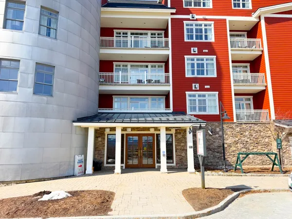 $225,000 | 102 Forest Drive, Unit 407 (LOCKOUT 405) INTERVAL IV, Warren, VT 05674