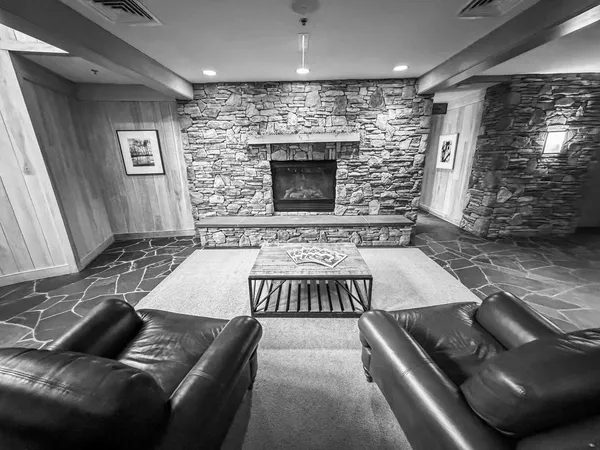 $225,000 | 102 Forest Drive, Unit 407 (LOCKOUT 405) INTERVAL IV, Warren, VT 05674