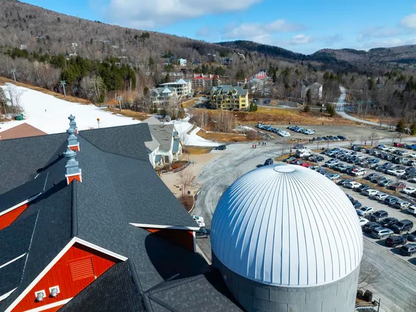 $225,000 | 102 Forest Drive, Unit 407 (LOCKOUT 405) INTERVAL IV, Warren, VT 05674