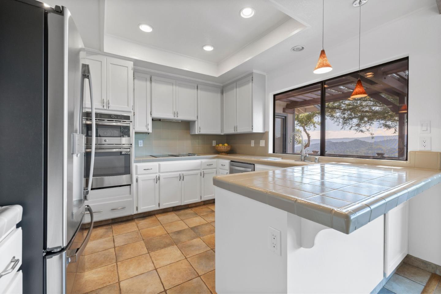 25435 Hutchinson Road Los Gatos, CA 95033 - Photo 11 of 21