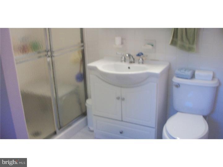 210 Sawmill Road Cherry Hill, NJ 08034 - Photo 13 of 17 Master Bathroom