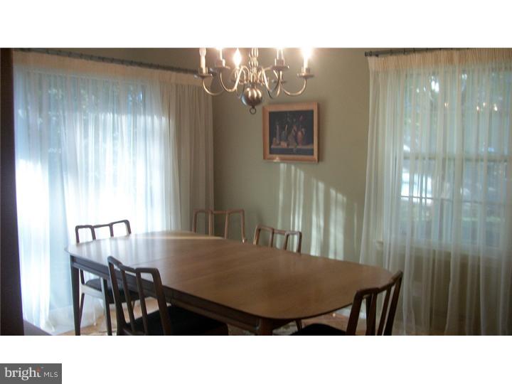 210 Sawmill Road Cherry Hill, NJ 08034 - Photo 3 of 17 Dining Room