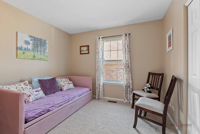 $655,900 | 1316 South Christine Court, Vernon Hills, IL 60061