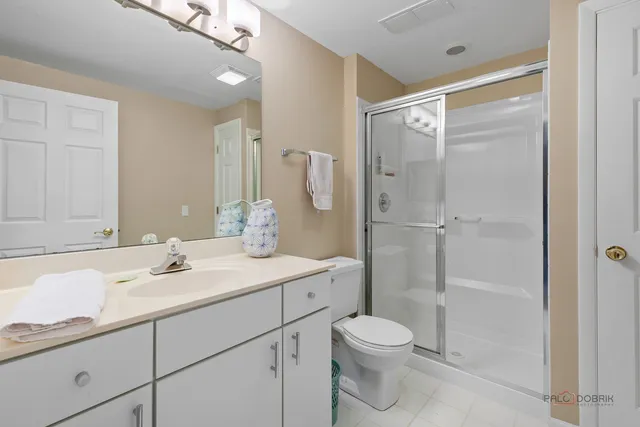 $655,900 | 1316 South Christine Court, Vernon Hills, IL 60061