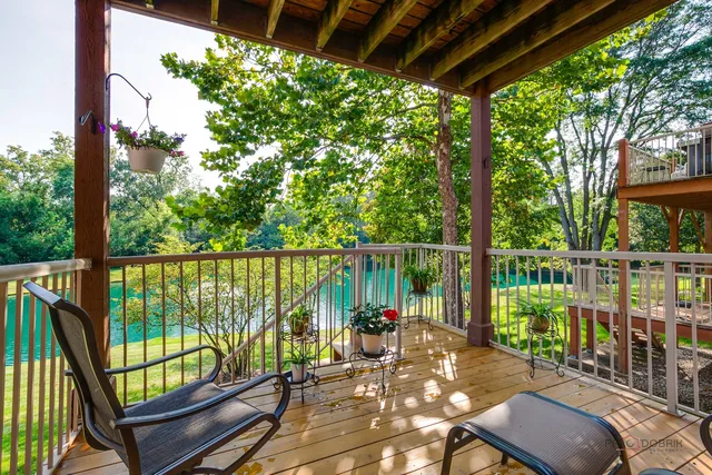 $655,900 | 1316 South Christine Court, Vernon Hills, IL 60061