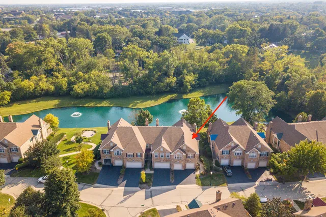 $655,900 | 1316 South Christine Court, Vernon Hills, IL 60061