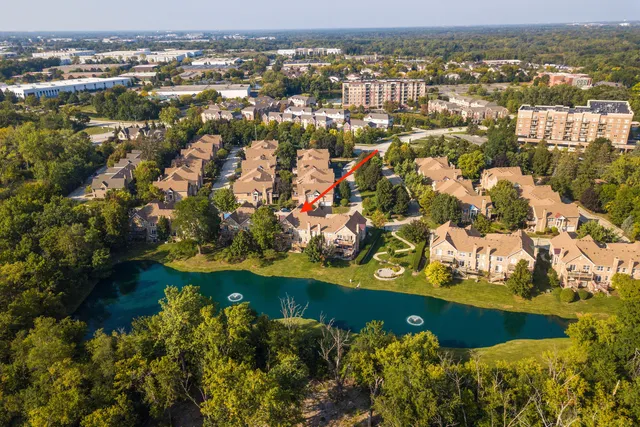 $655,900 | 1316 South Christine Court, Vernon Hills, IL 60061