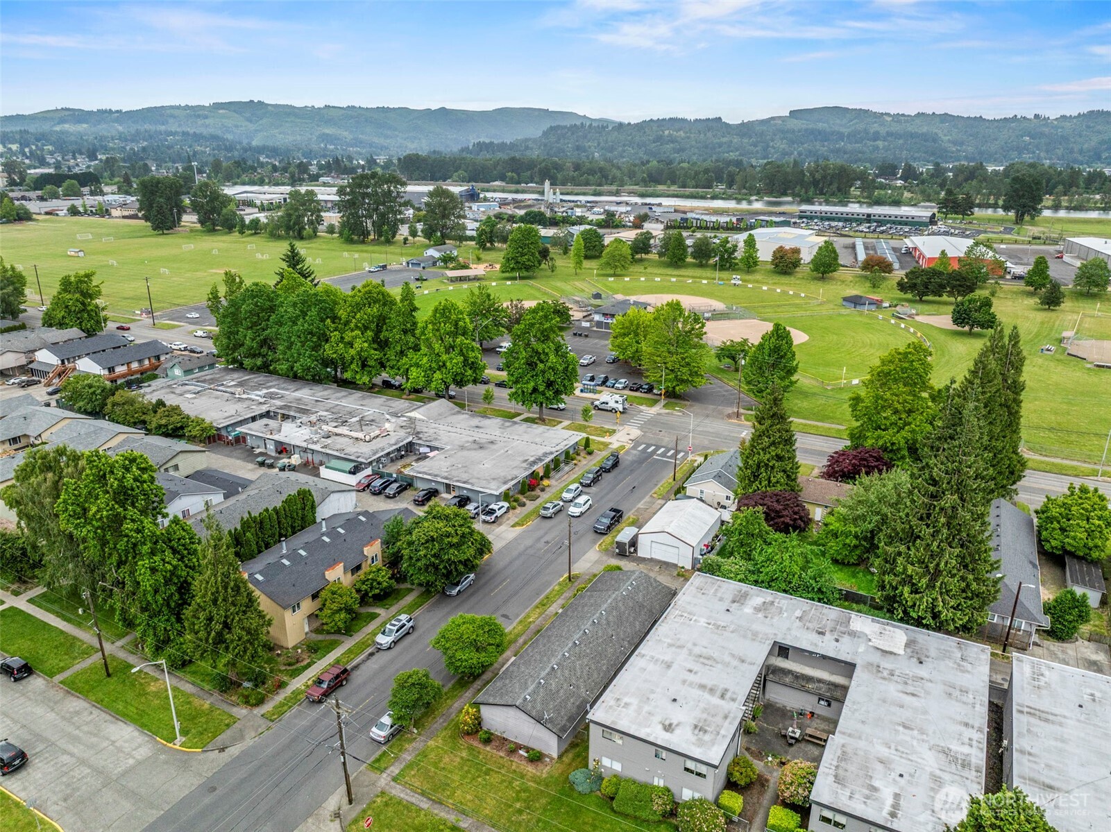 733 Delaware Street Longview, WA 98632 - Photo 7 of 24