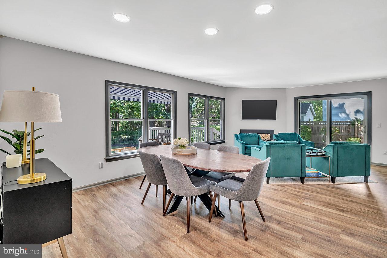 398 Reading Street Pennington, NJ 08534 - Photo 8 of 33 Dining Room