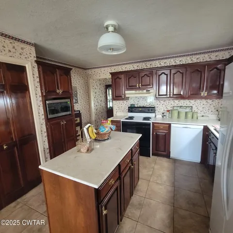 $550,000 | 14 Petty Lane, Trenton, TN 38382