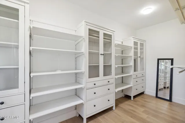 $3,000 | 2230 East Clarendon Avenue, Phoenix, AZ 85016