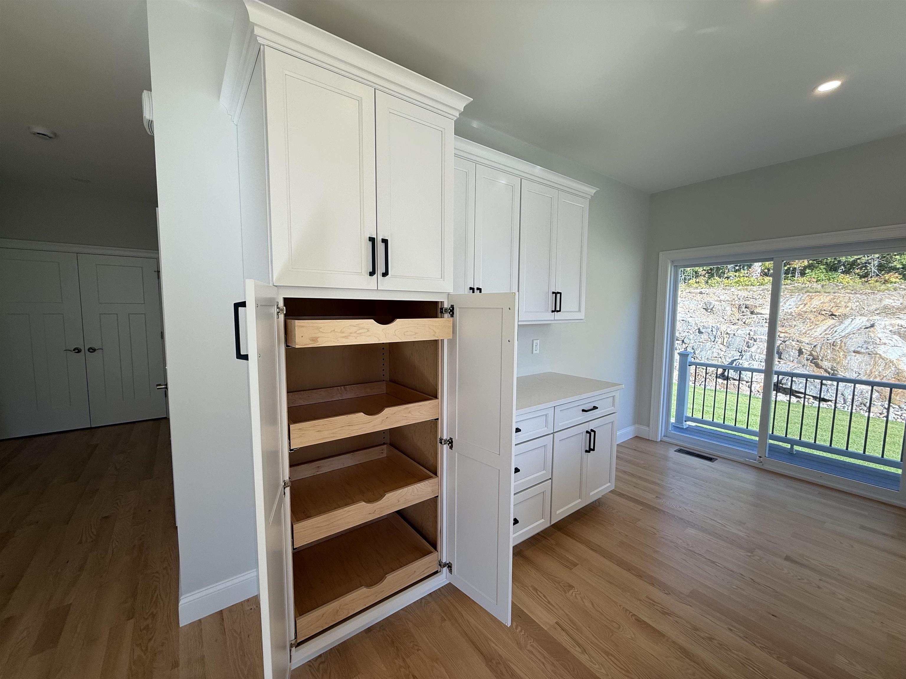 2 Kinsman Lane Windham, NH 03087 - Photo 3 of 8