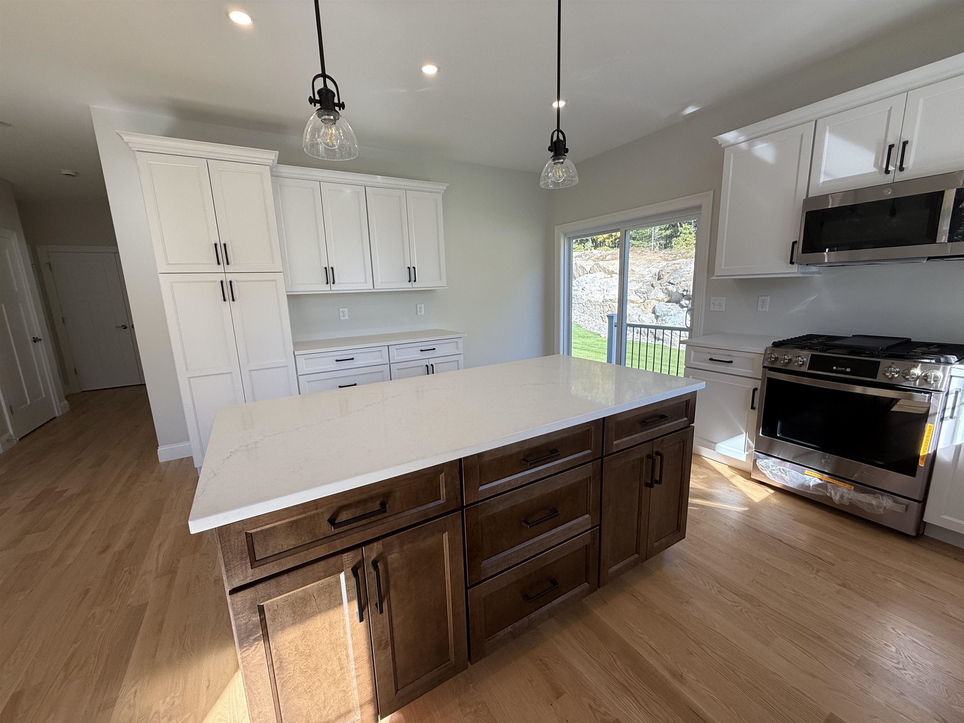 2 Kinsman Lane Windham, NH 03087 - Photo 4 of 8