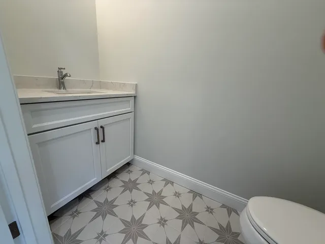 $831,400 | 2 Kinsman Lane, Windham, NH 03087