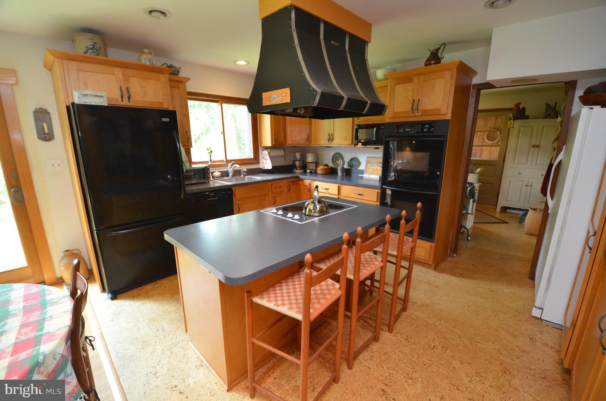 121 Deale Road Tracys Landing, MD 20779 - Photo 4 of 30 Kitchen