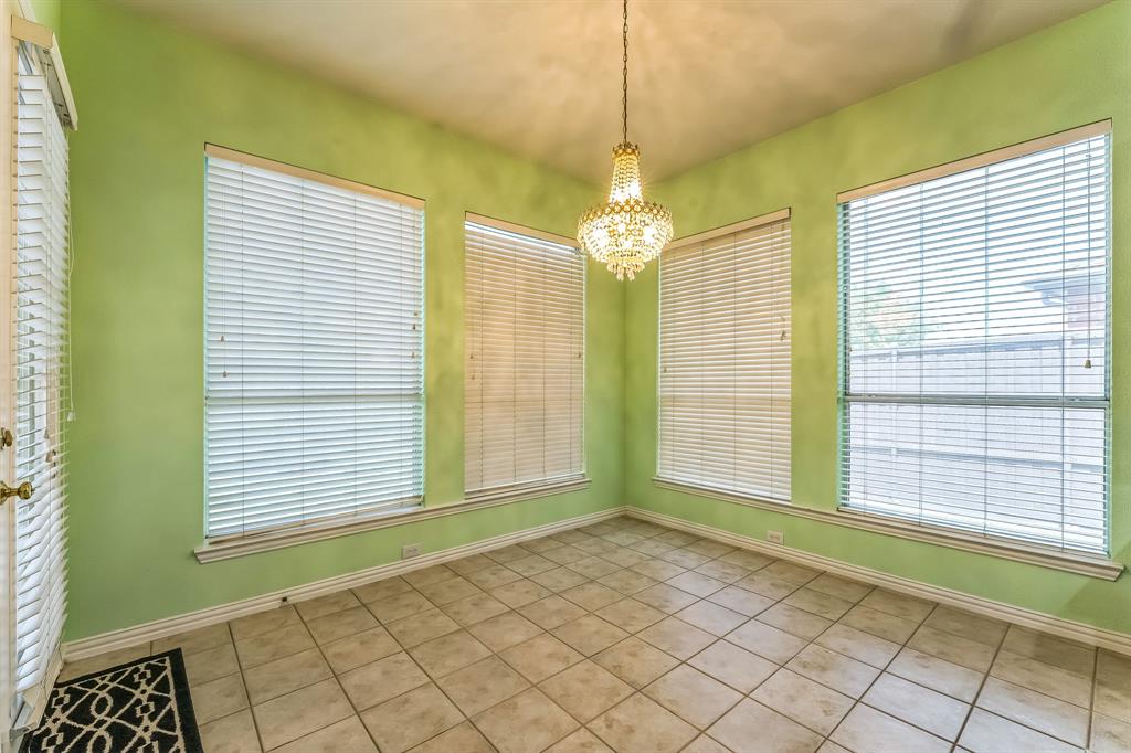 1611 Long Prairie Court Allen, TX 75002 - Photo 5 of 32 a view of livingroom with natural light
