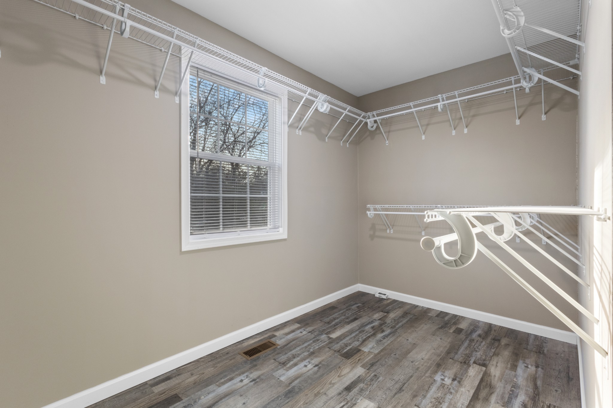 210 Jackson Road Clarksville, TN 37042 - Photo 28 of 36