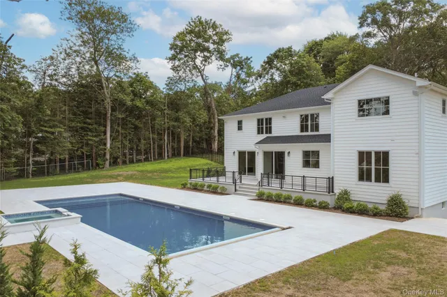 $3,999,998 | 32 A Pine Road, Syosset, NY 11791