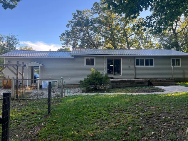 $339,900 | 11834 West Carson City Road, Greenville, MI 48838