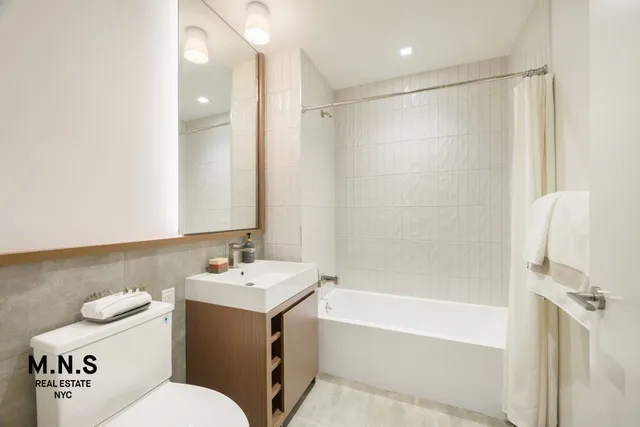 $3,220 | 19 Rockwell Place, Unit 4D | Fort Greene