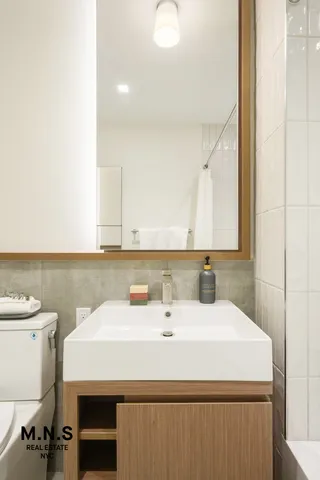 $3,220 | 19 Rockwell Place, Unit 4D | Fort Greene