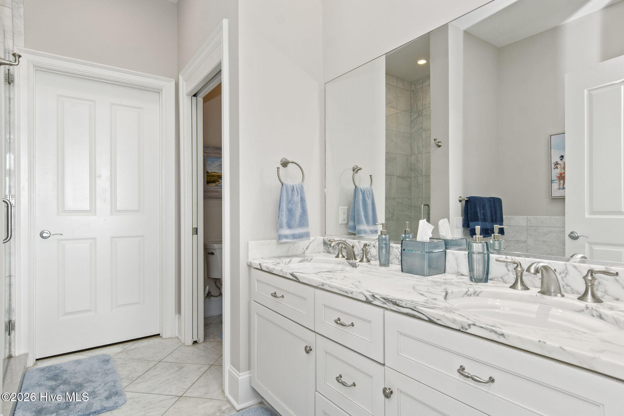 1435 Salter Path Road, Unit I1 Indian Beach, NC 28512 - Photo 21 of 63 Primary Bathroom