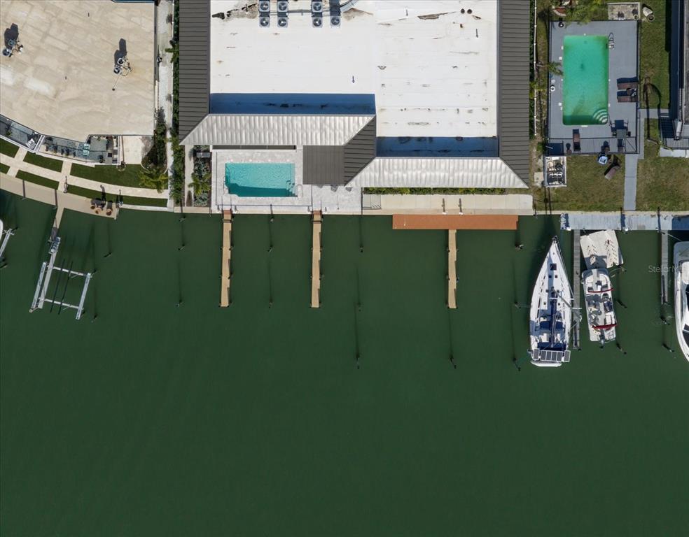 211 Dolphin Point, Unit 2 Clearwater, FL 33767 - Photo 6 of 16