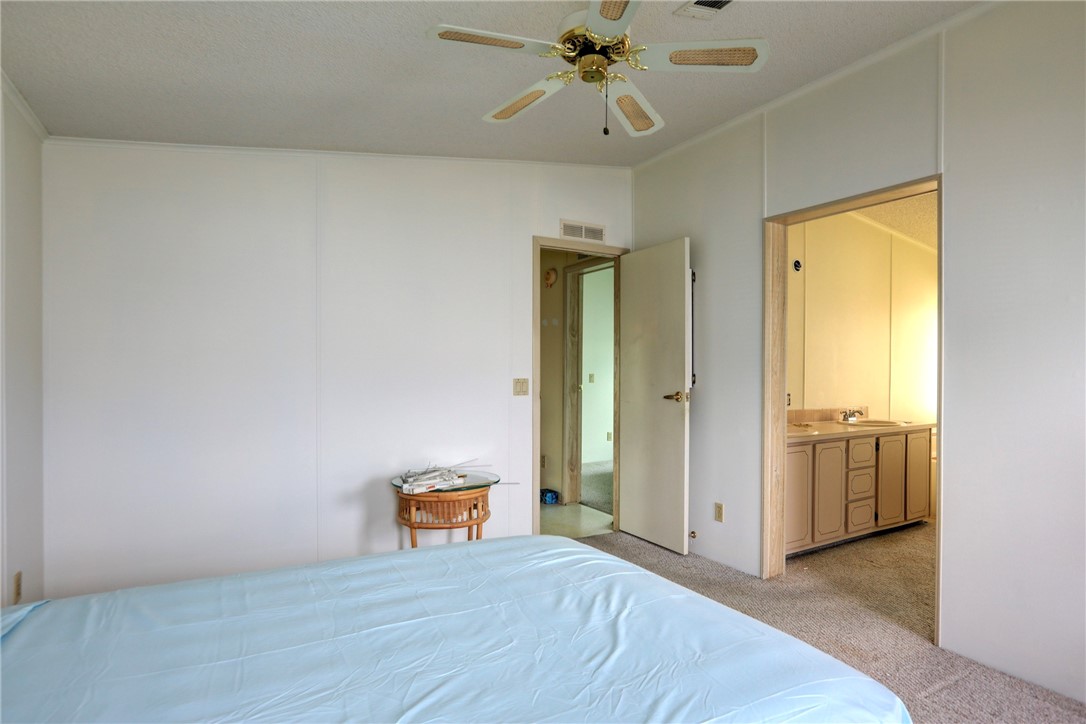 1064 Manila Drive Sebastian, FL 32976 - Photo 9 of 25 a view of an empty room and window
